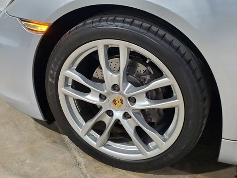 Used 2016 Porsche Boxster image 36