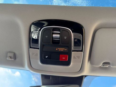 New 2025 Hyundai Tucson Limited image 25