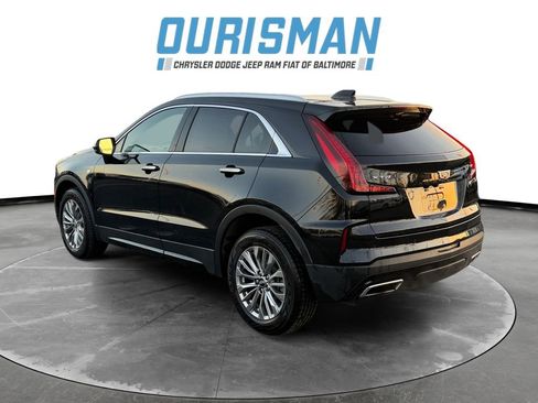 Used 2024 Cadillac XT4 Premium Luxury image 4