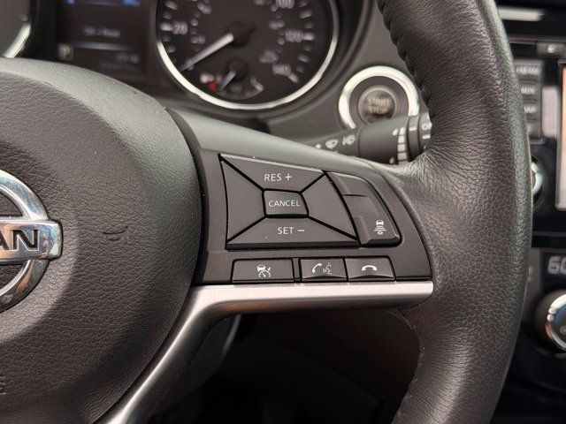 Used 2017 Nissan Rogue SL w/ SL Premium Package AWD/4WD image 30