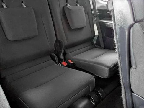 Used 2018 Toyota 4Runner SR5 AWD/4WD image 19