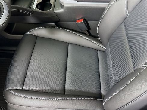 New 2026 GMC Terrain Denali w/ LPO, Floor Liner Package image 14