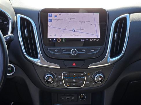 Used 2019 Chevrolet Equinox LT image 16