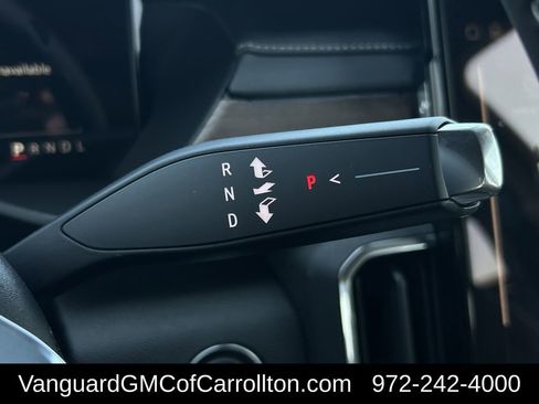 New 2026 GMC Acadia Denali Ultimate w/ LPO, Floor Liner Package image 15