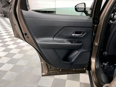 New 2026 Nissan Kicks SV image 28