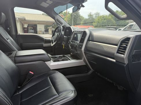Used 2021 Ford F250 Lariat w/ Lariat Value Package AWD/4WD image 13