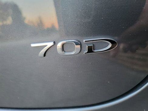 Used 2015 Tesla Model S 70D AWD/4WD image 6