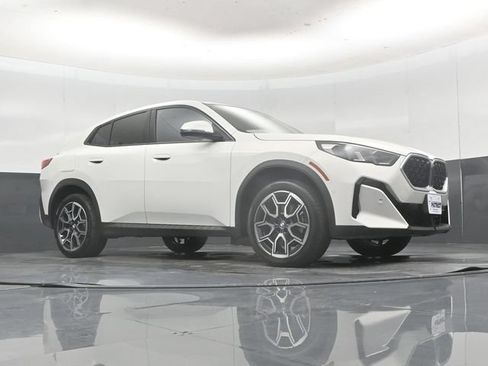Used 2026 BMW X2 xDrive28i AWD/4WD image 45