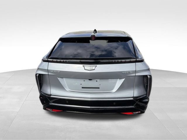 Certified 2024 Cadillac Lyriq Luxury AWD/4WD image 4