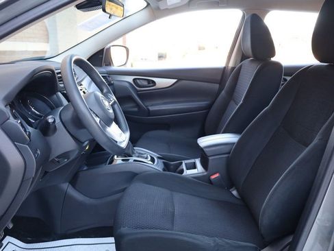 Used 2021 Nissan Rogue Sport S image 14