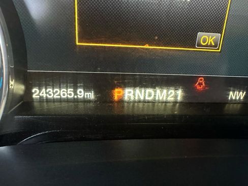 Used 2018 Ford F250 Lariat w/ Chrome Package image 15