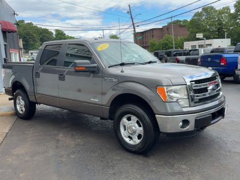 Used 2013 Ford F150 XLT w/ Mid Equipment Group AWD/4WD image 4