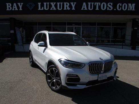Used 2020 BMW X5 sDrive40i w/ Executive Package image 1