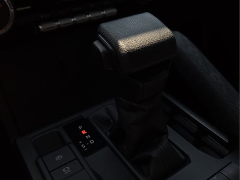 Used 2025 Toyota Tacoma SR RWD image 20