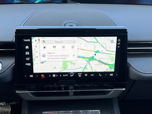 New 2026 Lincoln Nautilus Reserve image 16