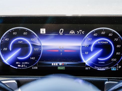 New 2025 Mercedes-Benz EQB 300 4MATIC image 23