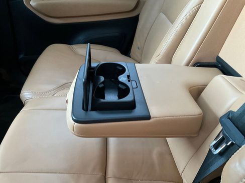 Certified 2023 Volvo XC90 B6 Ultimate w/ Protection Package Premier image 30