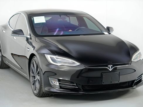 Used 2019 Tesla Model S 100D image 54