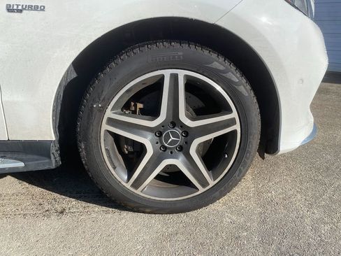 Used 2017 Mercedes-Benz GLE 43 AMG 4MATIC image 31