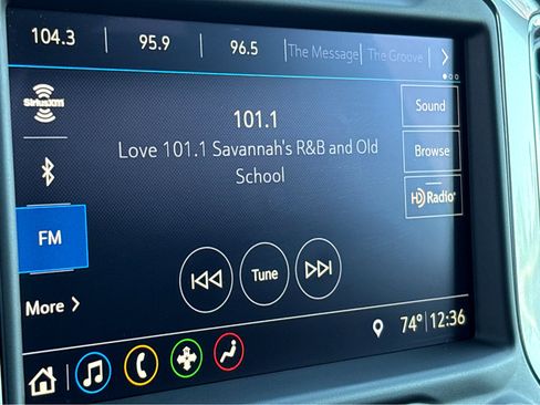 Used 2019 Chevrolet Silverado 1500 LTZ w/ LTZ Convenience Package image 9