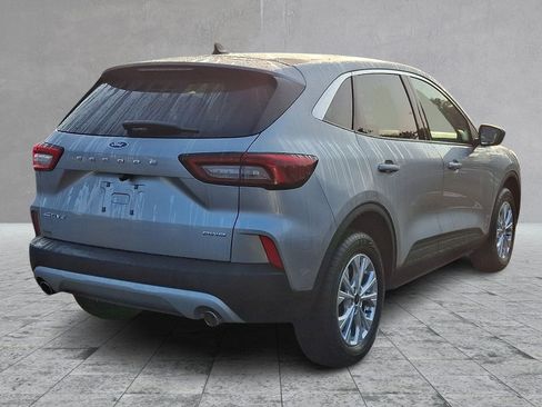 Used 2023 Ford Escape Active AWD/4WD image 4