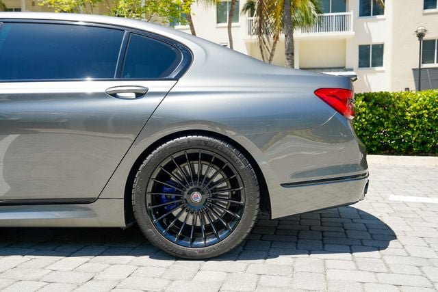 Used 2017 BMW ALPINA B7 xDrive AWD/4WD image 16