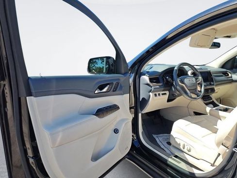 Used 2023 GMC Acadia Denali w/ LPO, Floor Liner Package FWD image 12