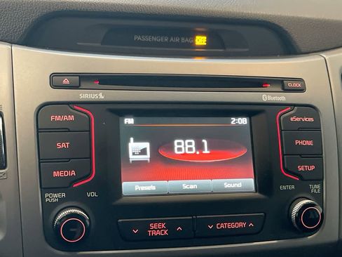 Used 2015 Kia Sportage LX image 16