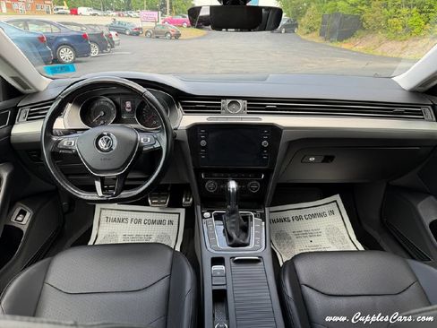 Used 2019 Volkswagen Arteon SE FWD image 16