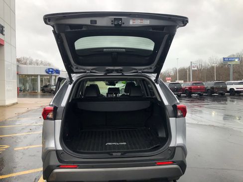 Certified 2020 Toyota RAV4 Limited image 30