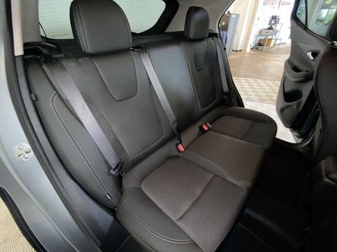 Used 2024 Buick Encore GX Preferred AWD/4WD image 10