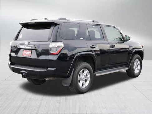 Certified 2023 Toyota 4Runner SR5 Premium w/ Moonroof Package AWD/4WD image 7