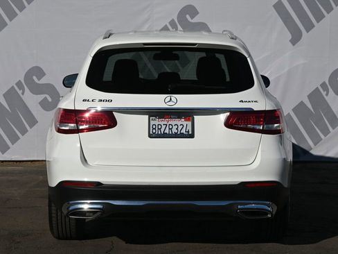 Used 2019 Mercedes-Benz GLC 300 4MATIC image 5