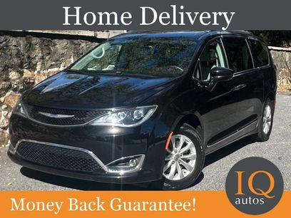 Used 2018 Chrysler Pacifica Touring-L