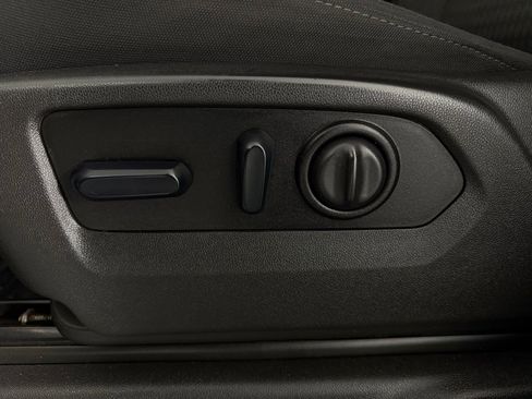 Used 2023 GMC Sierra 3500 SLE image 23