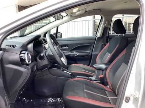 Used 2024 Nissan Versa SR FWD image 17