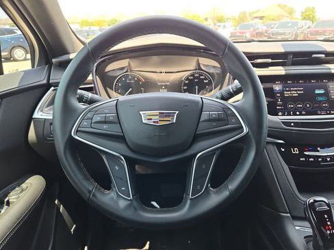 Used 2024 Cadillac XT5 Luxury FWD image 20