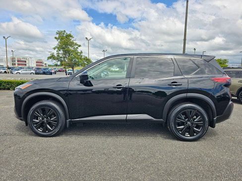 Used 2023 Nissan Rogue SV AWD/4WD image 6