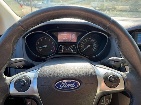 Used 2012 Ford Focus SEL image 24