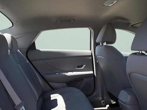 Certified 2023 Hyundai Elantra SEL FWD image 14