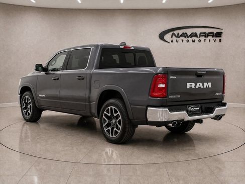 Used 2025 RAM 1500 Laramie AWD/4WD image 5
