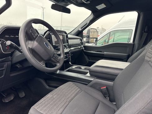 Certified 2021 Ford F150 XL w/ STX Appearance Package image 3