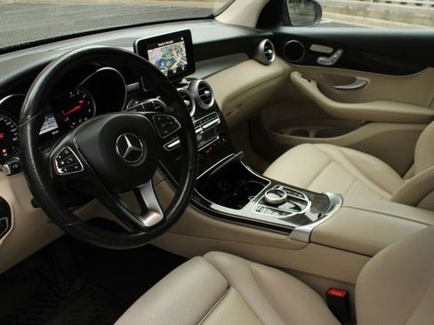 Used 2017 Mercedes-Benz GLC 300 4MATIC w/ Premium 1 Package image 13