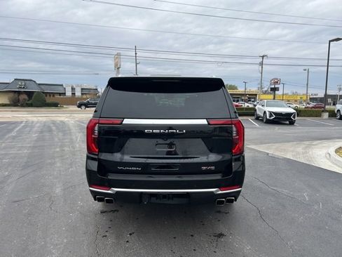 Used 2025 GMC Yukon XL Denali w/ Sun & Power Step Package image 7