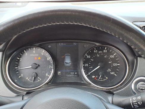 Used 2019 Nissan Rogue Sport SV w/ Technology Package image 12