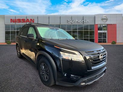Used 2022 Nissan Pathfinder SV w/ SV Black Package