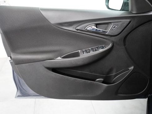 Used 2025 Chevrolet Malibu RS FWD image 28