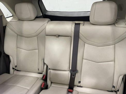Used 2021 Cadillac XT5 Premium Luxury FWD image 11