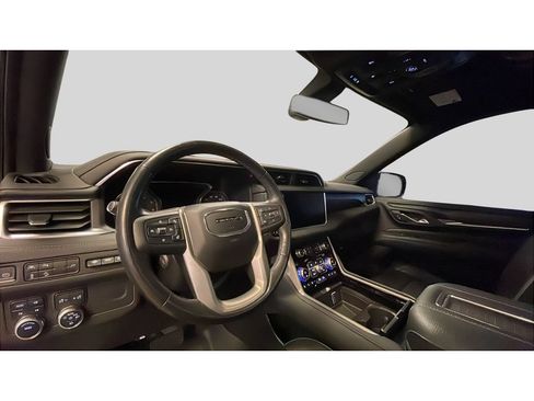 Certified 2021 GMC Yukon XL Denali AWD/4WD image 11
