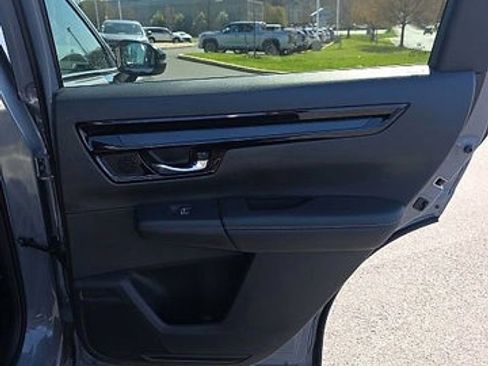 Used 2025 Honda CR-V Sport Touring image 22